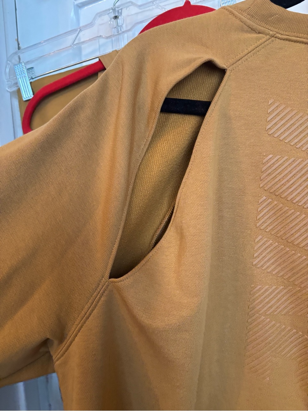 Nike Dri-FIT Mustard Crew Neck Sweatshirt - Picture 12 of 12